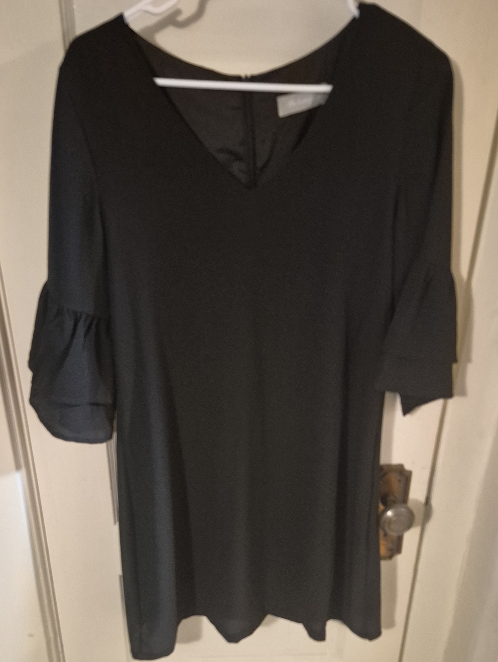 Women's Black V-Neck Ruffle Sleeve Tunic Dress